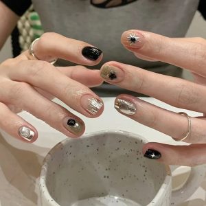 Y2K Nails Set Gradient Gray Fake Nails with Star Design Short Ballet Acrylic Press on False Nails for Women Girls DIY Manicure